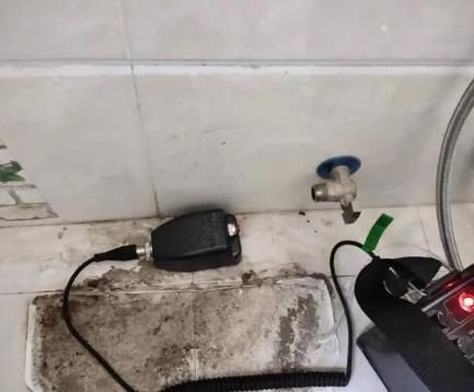 洞口屋顶漏水维修公司分享下卫生间漏水的危害及解决方法